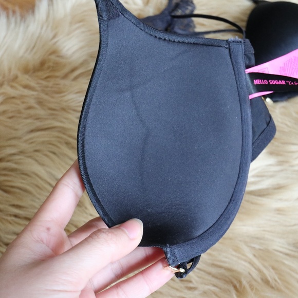 Bundles of VS Push Up bras—- VS and La Senza - Picture 4 of 8